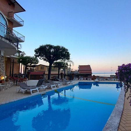 Hotel Corallo Таормина Экстерьер фото