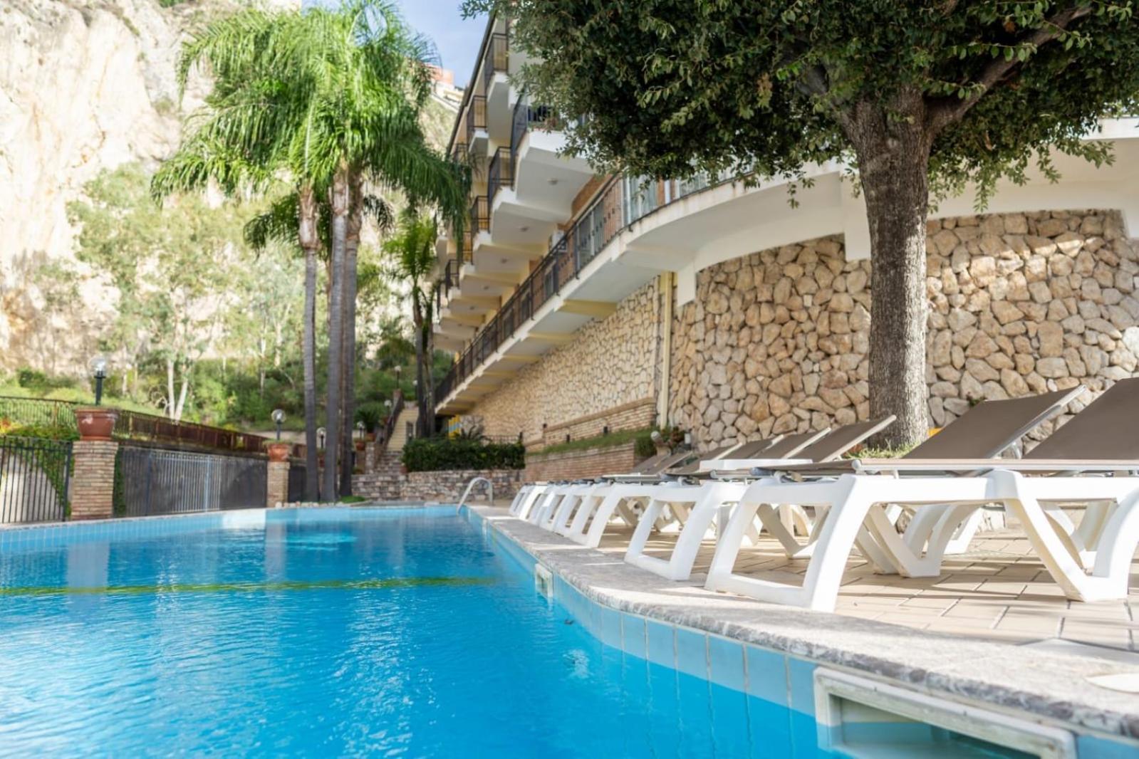 Hotel Corallo Таормина Экстерьер фото