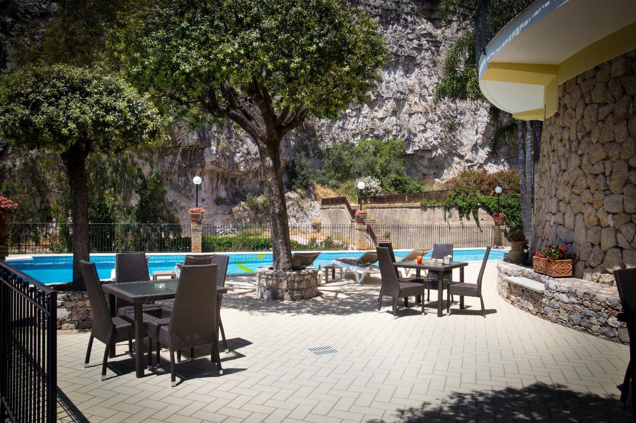 Hotel Corallo Таормина Экстерьер фото